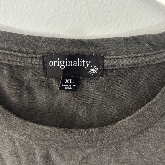 Originality Graphic Tee. XL Rodeo. Cropped. Distressed black. Lightweight. - Picture 2 of 5